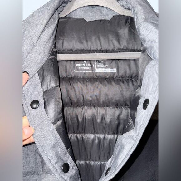American Eagle Men’s Gray Lightweight Puffer Jacket Size Large NWOT - Picture 6 of 11
